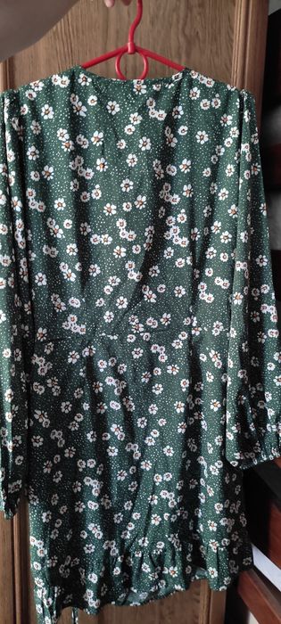 Легеньке літнє плаття