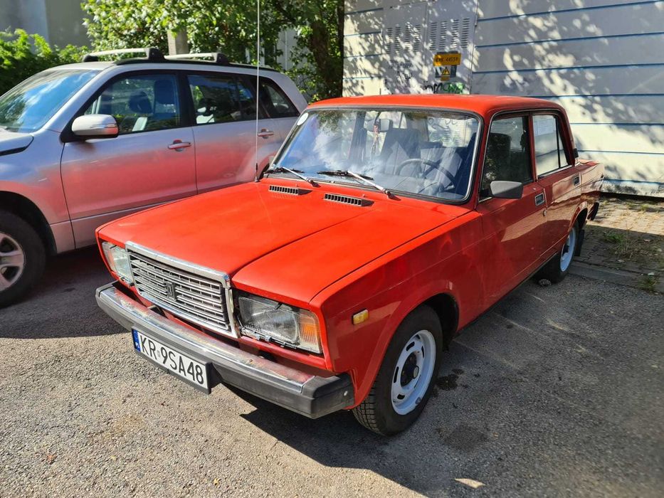 Łada model 2107-rok1988 stan kolekcjonerski