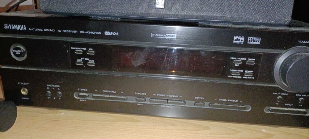 Sistema de Som Yamaha RX-V340RDS com Subwoofer ativo