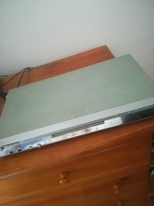 Leitor de DVD AG com função de karaoke