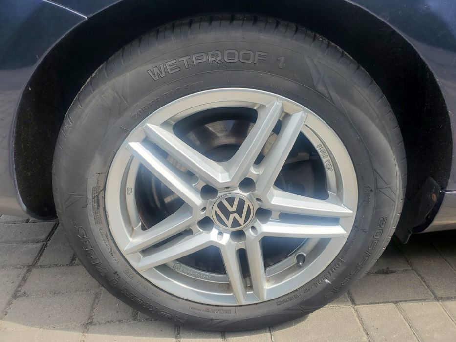 Продаж VW Passat b7