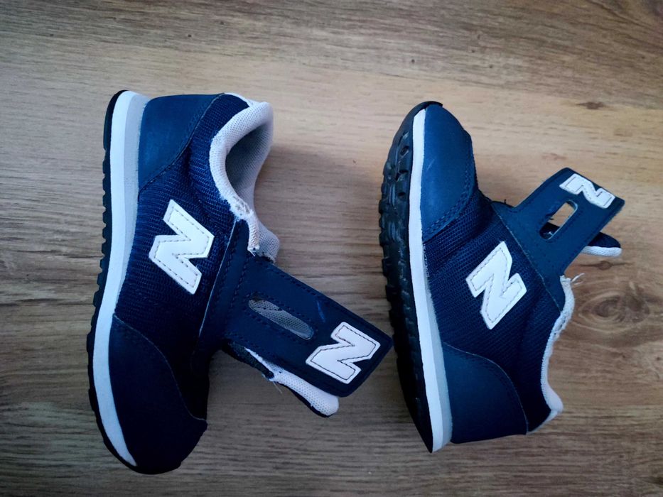 New Balance 400 granatowe