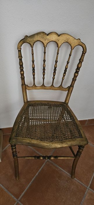 cadeira antiga de estilo Napoleão III (século XIX)