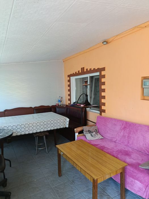 Продам  будинок, в місті, ремонт, зручності , меблі ,техніка.