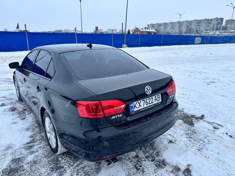 Продам автомобіль Volkswagen Jetta