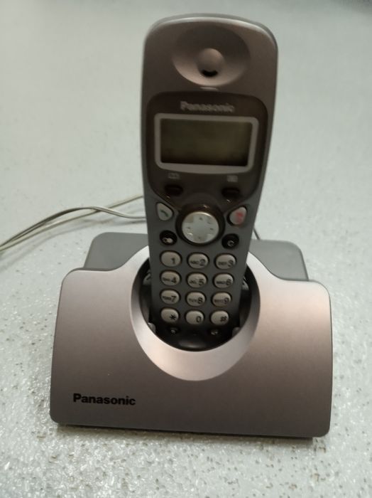 Telefon bezprzewodowy Panasonic KX-TCD410
