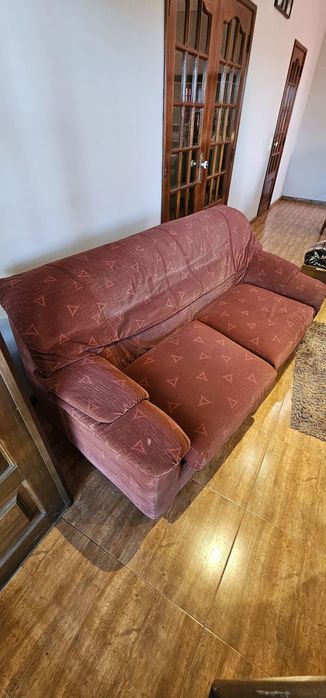 Sofá cama com estrado