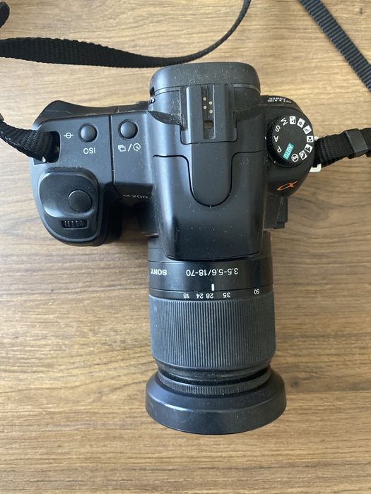 Sony Alpha 200 – 10.2 Megapixels64739834304001122