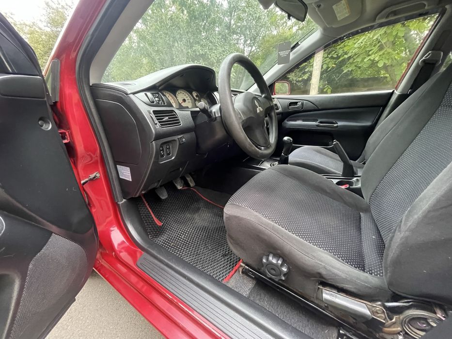 Mitsubishi Lancer 1.6 Газ