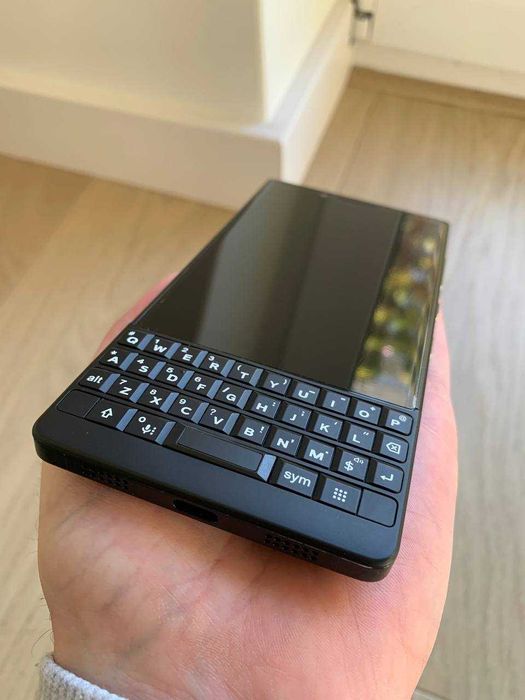 BlackBerry Key2 BBF100-1