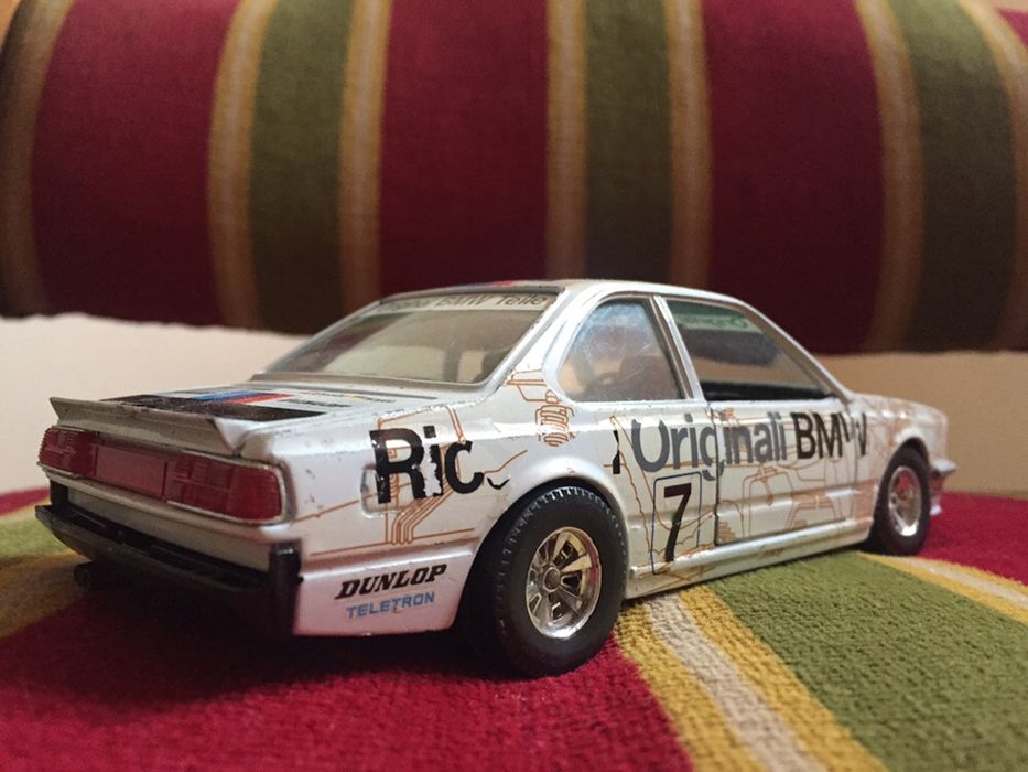 Miniatura BMW 635 csi