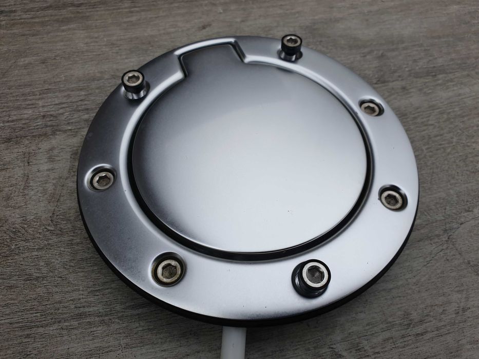 Audi TT 8N Klapka wlewu paliwa