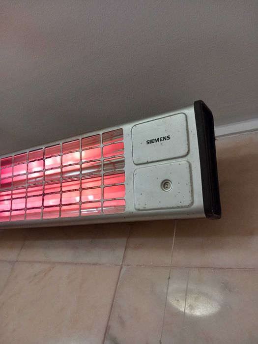 Aquecedor de Parede para WC - Siemens - Bom estado