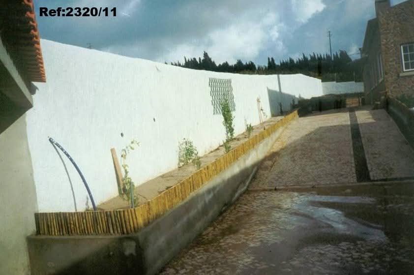 Bordadura em madeira para jardim