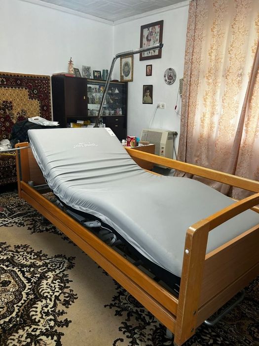 Продається інвалідне ліжко