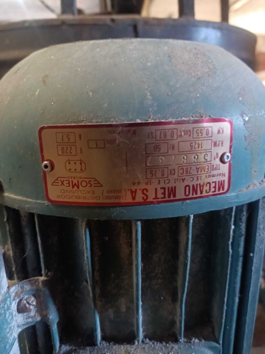 Moinho de milho elétrico