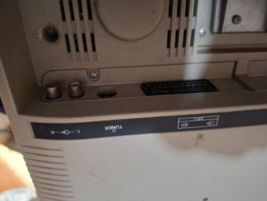 Old TV that works64752310647169121