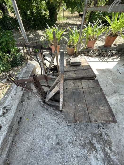 Velharias. 2 Balanças Antigas