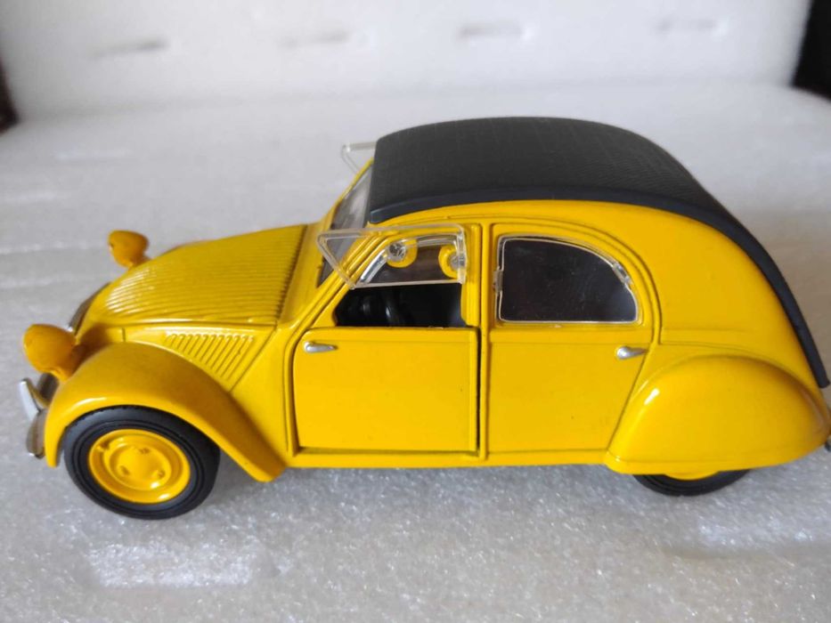 Miniatura Citroen 2 Cavalos de 1952 Novo.