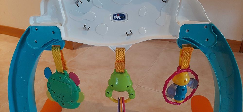 OFERTA GINASIO para bebé Chicco