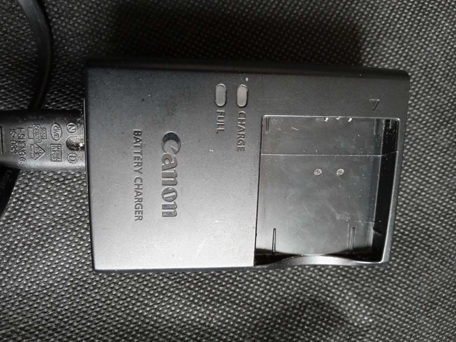 Carregador de Bateria CANON CB 2LFE