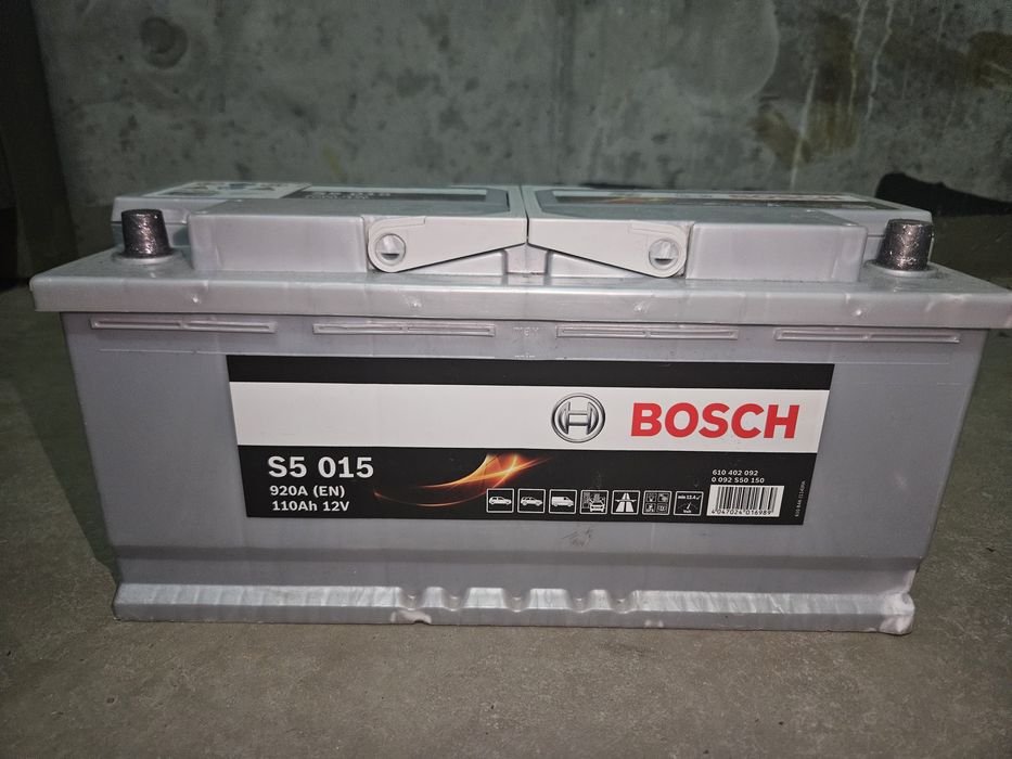 Автомобильный аккумулятор Bosch S5015 110Ah 920A