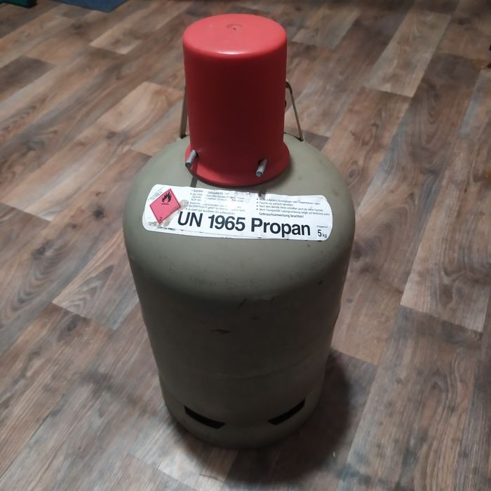 Газовий балон 12л