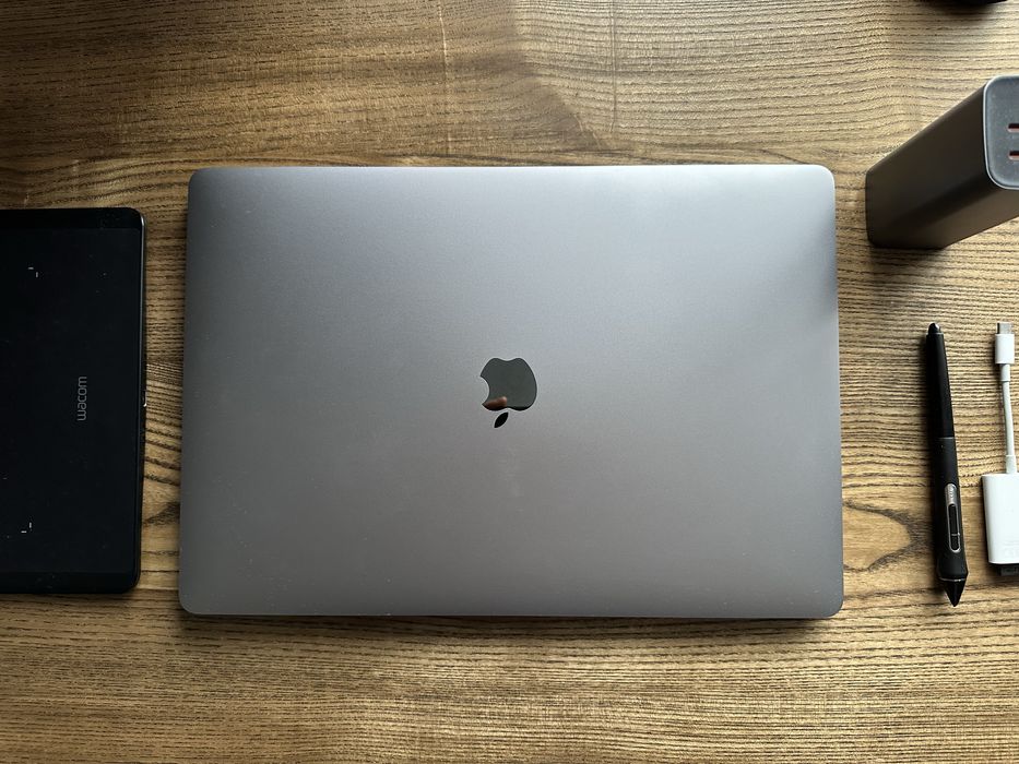 MacBook Pro 16 2019 i7 512ssd