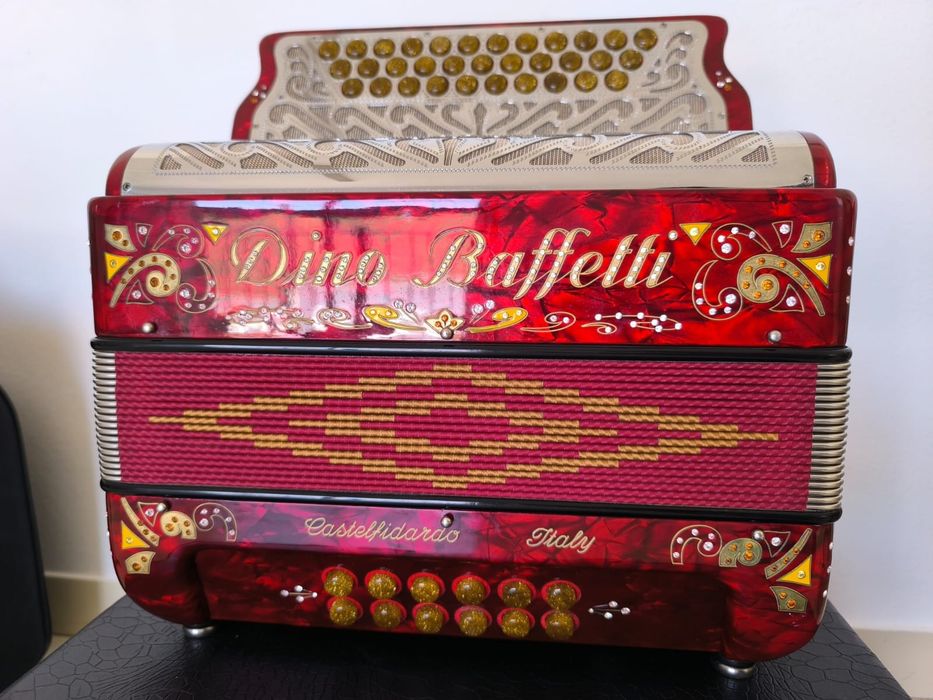 Concertina dino Baffetti supertuga 4voz tonalidade sol do fá