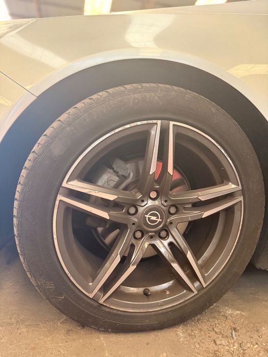 Opel Insignia 2.0 CDTi Cosmo foto 3