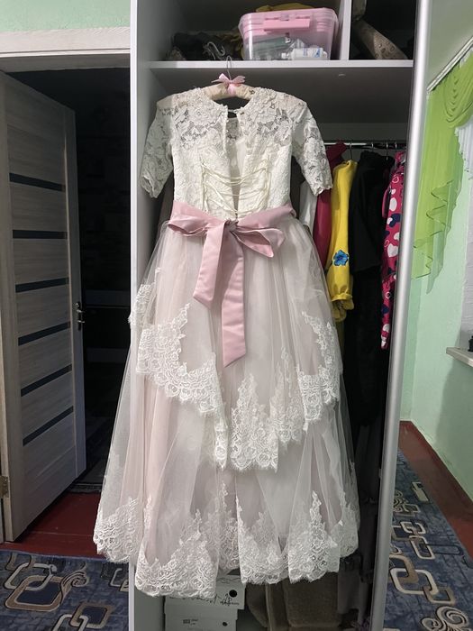 Роскошное выпускное платье.