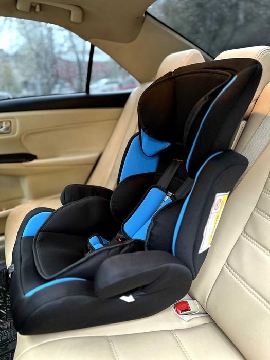 Дитяче автокрісло автомобільне крісло для авто машини автокресло