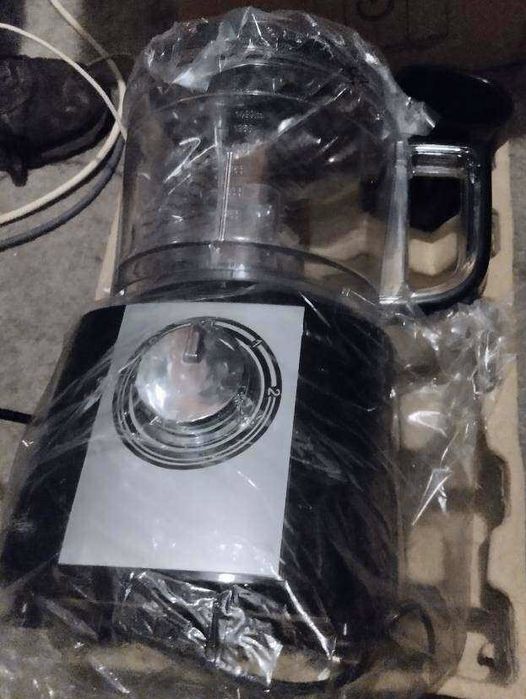 Wielofunkcyjny robot kuchenny