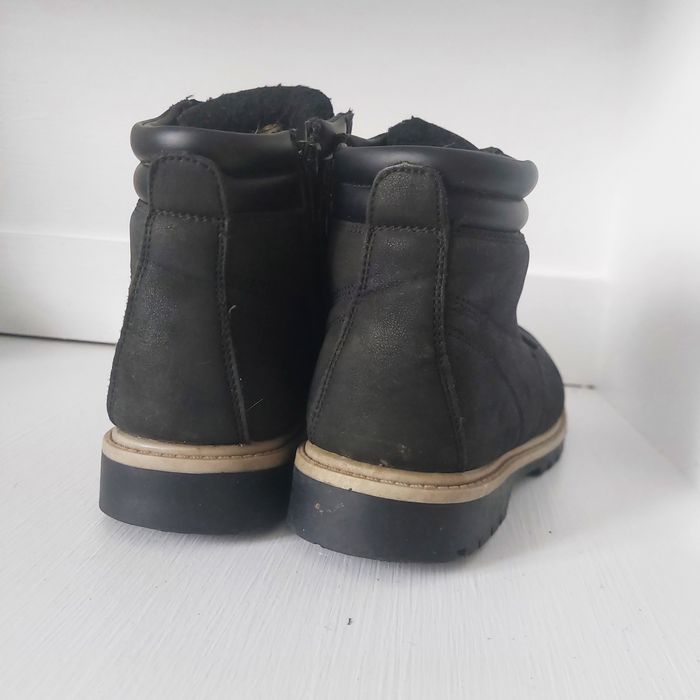 Жіночі демісезонні черевики ботинки 38 розмір