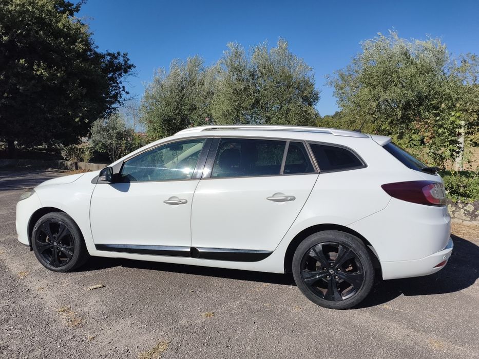 Renault Mégane Sport Tourer 1.5 dCi Bose Edition — photo 3