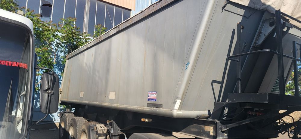 Самосвал полуприцеп