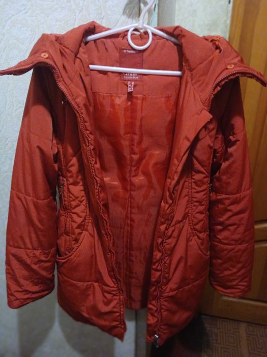 Зимова курточка жіноча S/44 розмір