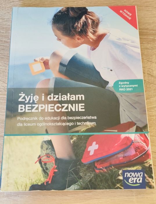 Książka do  EDB klasa 1 technikum