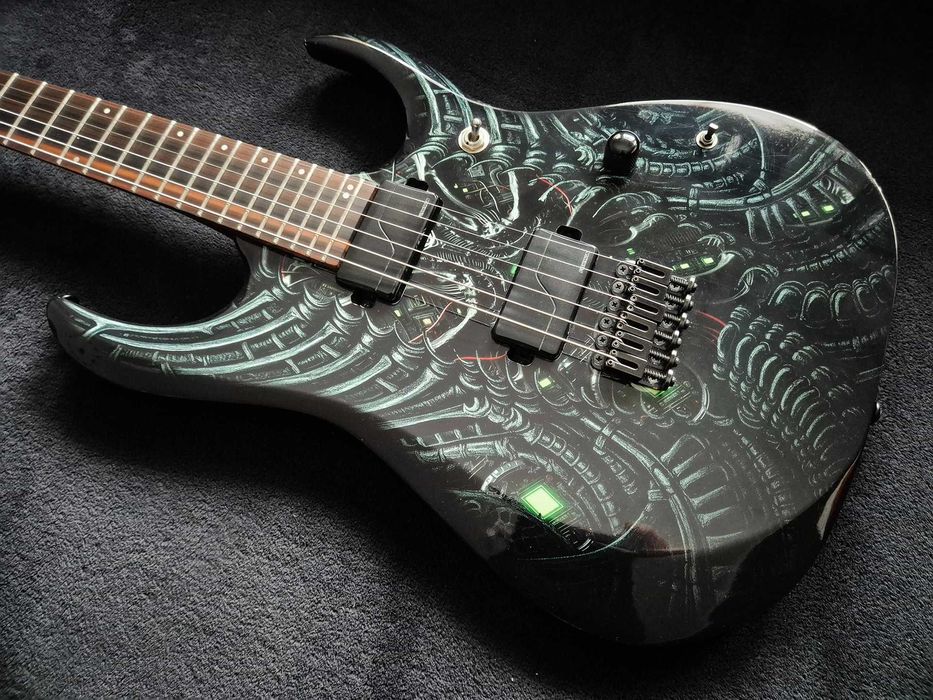 Ibanez RG RGD 61 ALA - baryton, Fishman Fluence Modern, grafika Alien