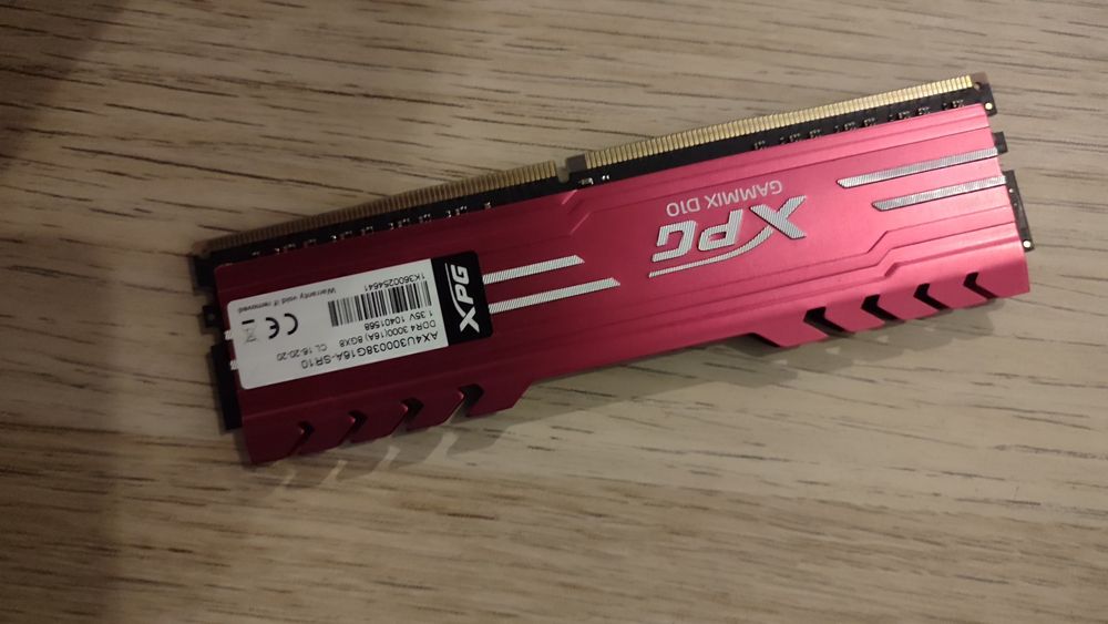 Memória DDR4 XPG 3000 MHz CL16