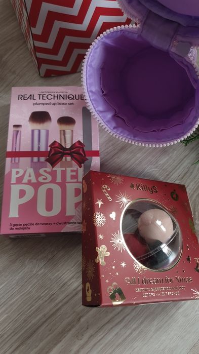 Zestaw prezentowy pędzle do makijażu Real Techniques Pastel Pop kosmetyczka