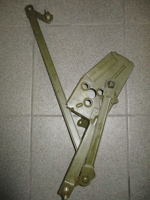 Mechanizm napędu wycieraczek Polonez Caro/ Caro Plus przód oryginał