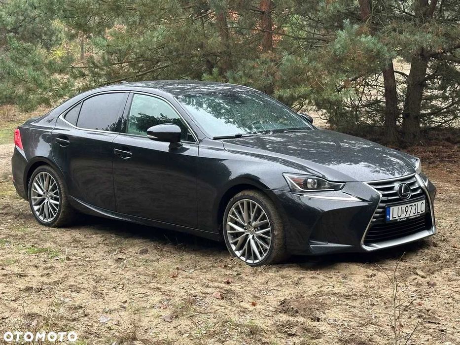 Lexus IS200