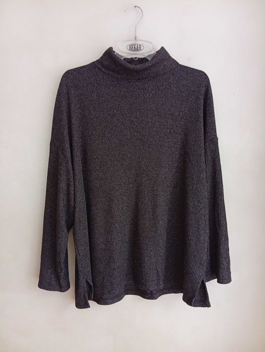 Melanżowy sweter z golfem w prążek oversize damski