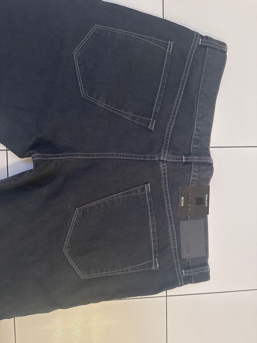 Spodnie jeansowe Hugo Boss 38/34