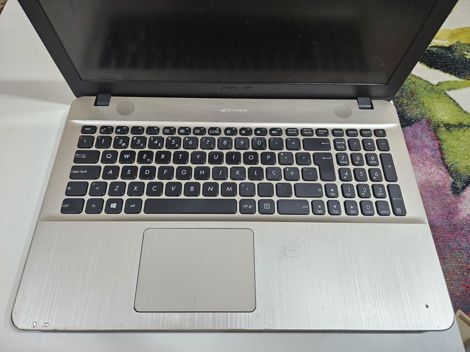 Asus Intel i7 8GB RAM