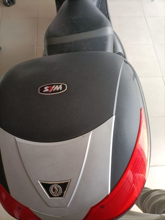 Vendo scooter marca Sym allo