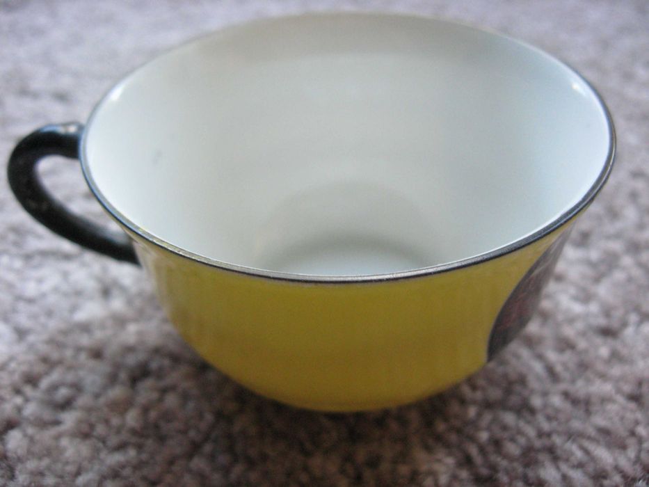 Ozdobna filiżanka z widokiem portu Husum Niemcy Schlezwik Holsztyn