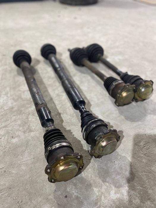 Полуось граната кулак поворотний Skoda vrs rs wts 1.8 turbo шкода 1.8