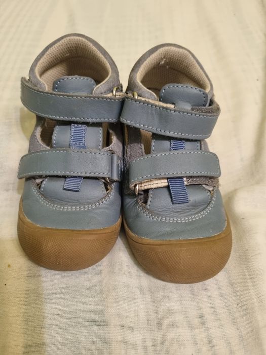 Buty lamino 26 po jednym dziecku.